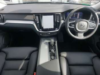 Used Volvo V60 2025 for sale - 74877576: Photo