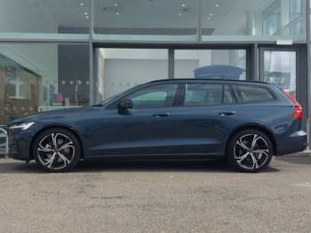 Used Volvo V60 2025 for sale - 74877576: Photo