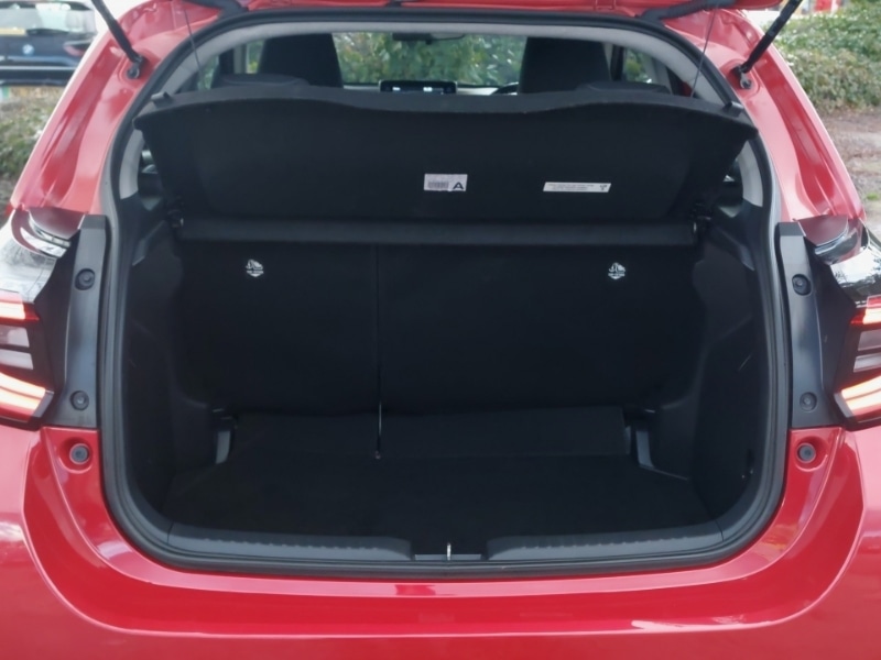 Used Toyota Yaris 2022 for sale - 77912795: Photo 8