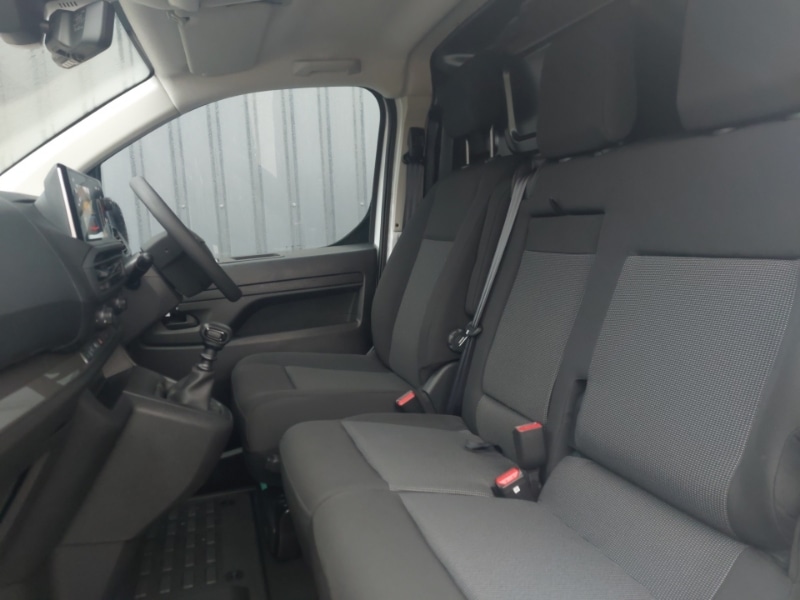 Used Vauxhall Vivaro 2024 for sale - 77232867: Photo 5