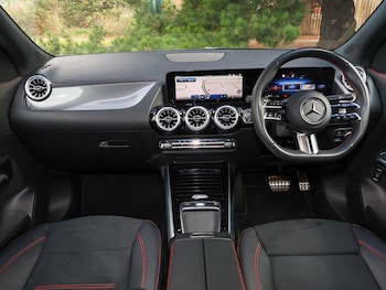 Used Mercedes-Benz GLA 2024 for sale - 77552818: Photo