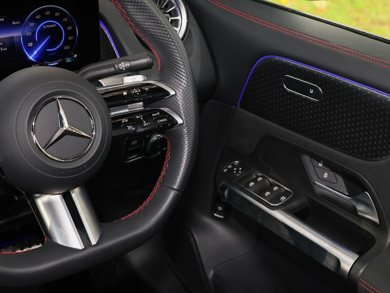 Used Mercedes-Benz EQB 2024 for sale - 76838648: Photo 11