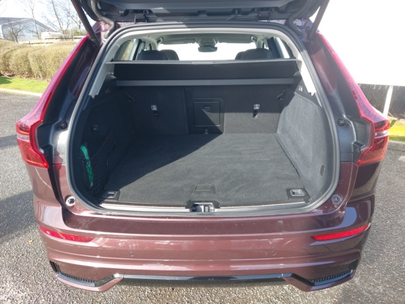 Used Volvo XC60 2025 for sale - 77955951: Photo 8