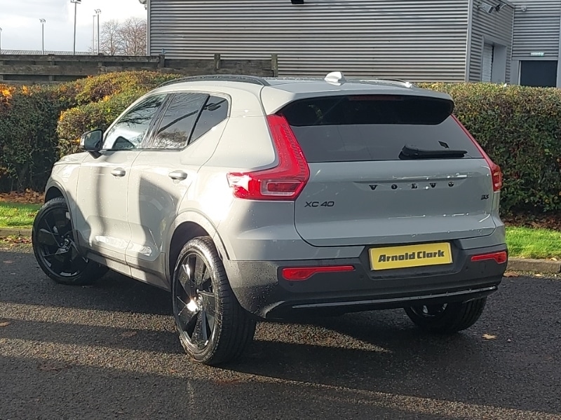 Used Volvo XC40 2025 for sale - 76555692: Photo 3