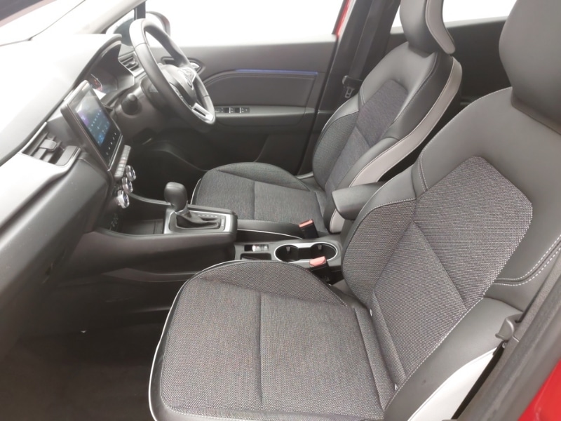 Used Renault Captur 2023 for sale - 77922996: Photo 5