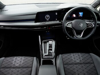 Used Volkswagen Golf 2023 for sale - 77851953: Photo