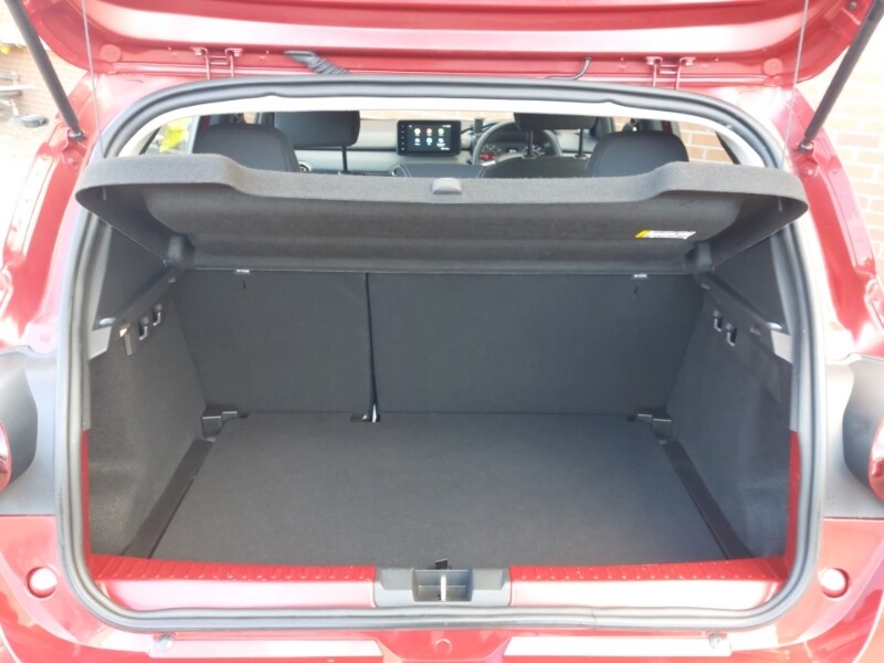 Used Dacia Sandero Stepway 2022 for sale - 77022120: Photo 8