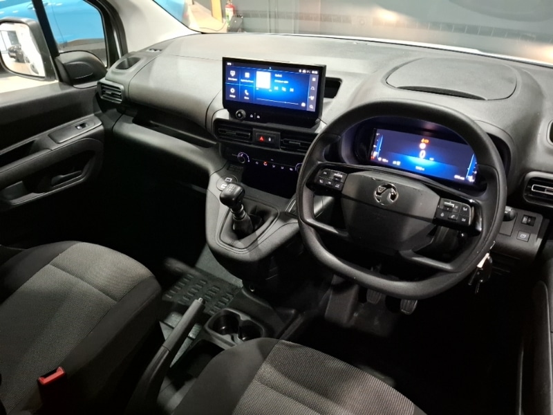 Used Vauxhall Combo 2024 for sale - 76492809: Photo 2