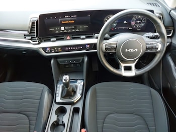 Used Kia Sportage 2022 for sale - 76258668: Photo 2