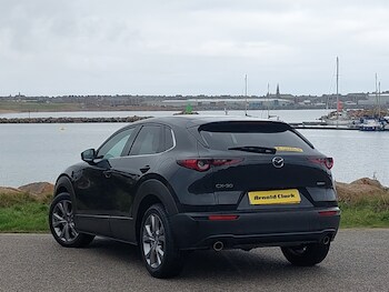 Used Mazda CX-30 2021 for sale - 77018800: Photo