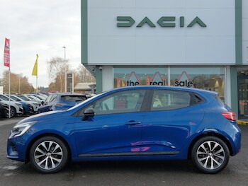 Used Renault Clio 2023 for sale - 77273801: Photo