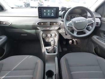 Used Dacia Sandero Stepway 2024 for sale - 78608643: Photo