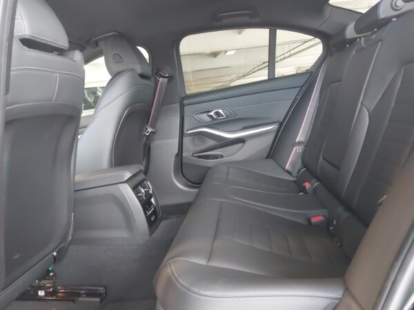 Used BMW 3 Series 2024 for sale - 76233263: Photo 6