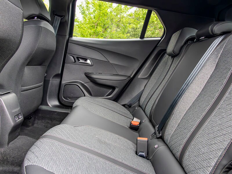 Used Peugeot 2008 2025 for sale - 76861600: Photo 6