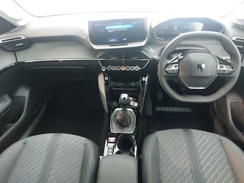 Used Peugeot 208 2025 for sale - 76253953: Photo 2