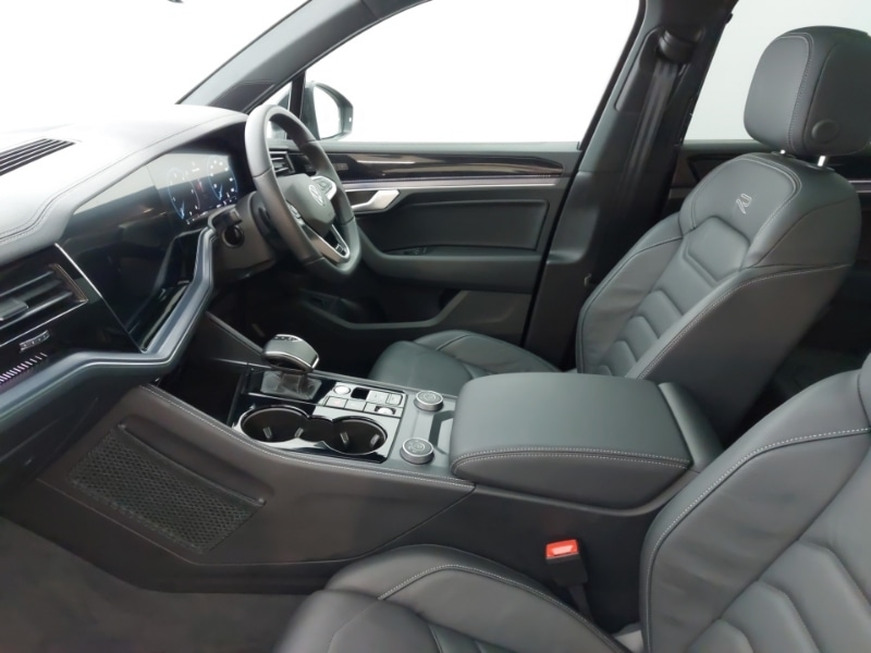 Used Volkswagen Touareg 2025 for sale - 78126943: Photo 5