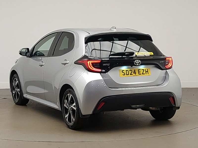 Used Toyota Yaris 2024 for sale - 77923433: Photo 3