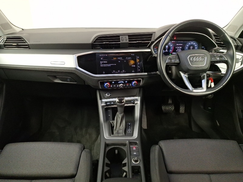 Used Audi Q3 2020 for sale - 76947994: Photo 2