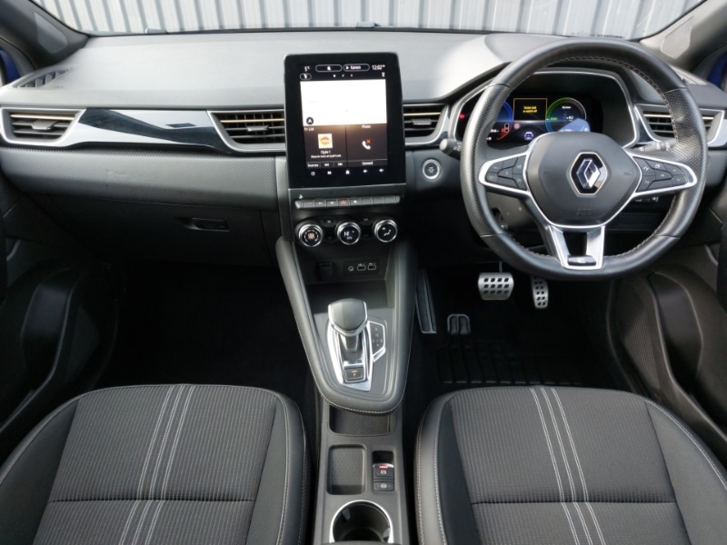 Used Renault Captur 2023 for sale - 77585396: Photo 2