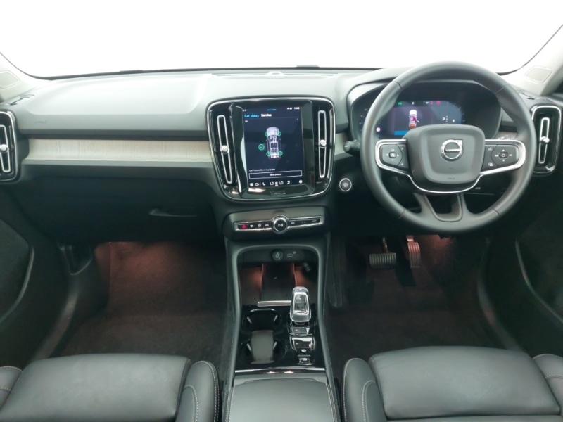 Used Volvo XC40 2024 for sale - 76786246: Photo 2