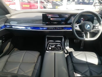 Used BMW i7 2023 for sale - 79230993: Photo