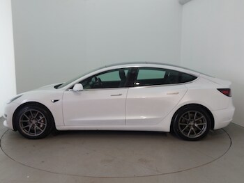 Used Tesla Model 3 2020 for sale - 78023223: Photo
