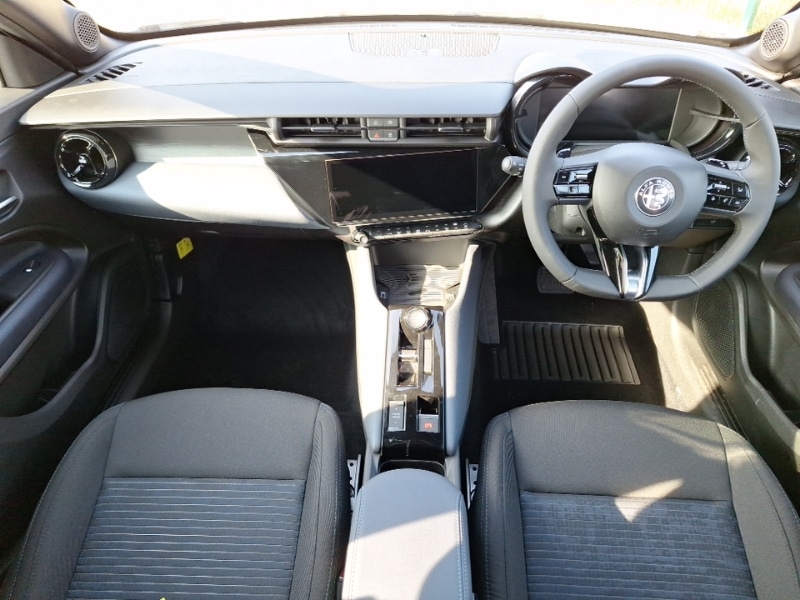 Used Alfa Romeo Junior 2025 for sale - 78127127: Photo 2