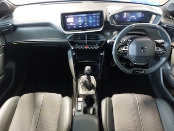 Used Peugeot 208 2024 for sale - 76160217: Photo 2