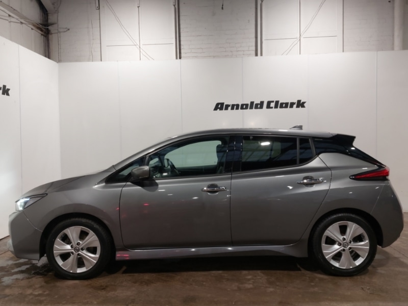 Used Nissan Leaf 2021 for sale - 76987502: Photo 4