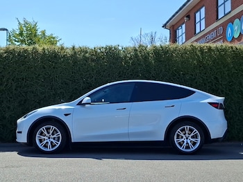 Used Tesla Model Y 2023 for sale - 79569372: Photo