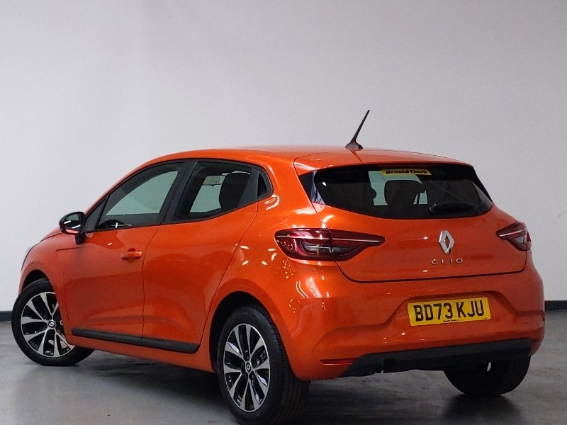 Used Renault Clio 2023 for sale - 76752151: Photo 3