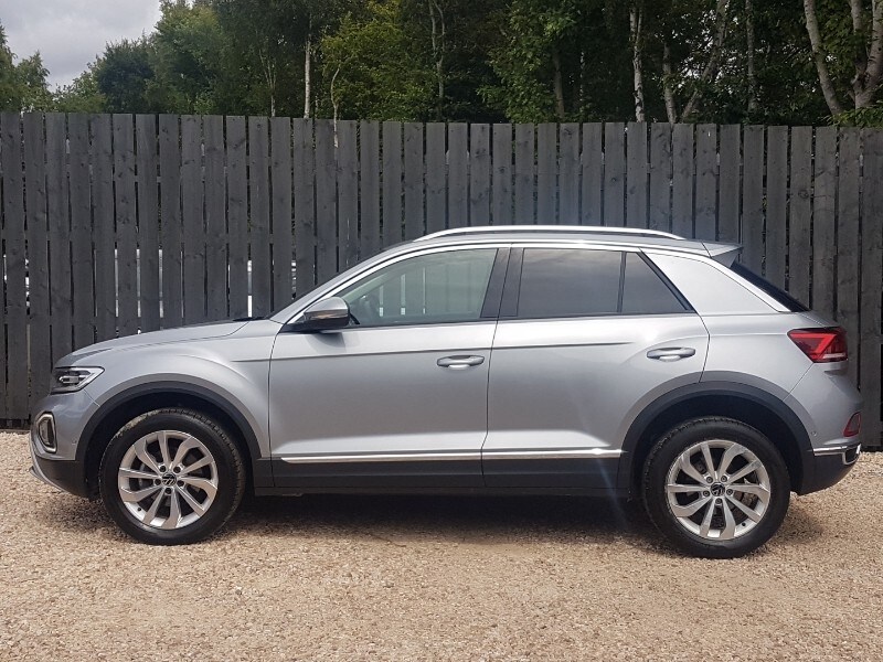 Used Volkswagen T-Roc 2024 for sale - 76624213: Photo 4