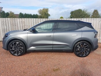 Used Renault Scenic E-Tech 2024 for sale - 76955016: Photo