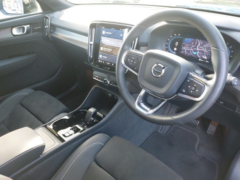 Used Volvo XC40 2023 for sale - 77330044: Photo 7