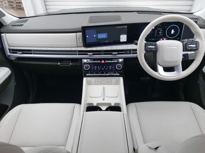 Used Hyundai Santa Fe 2025 for sale - 77992345: Photo 2