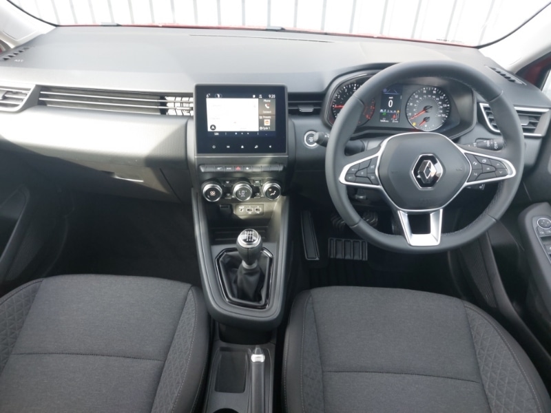Used Renault Clio 2021 for sale - 78218902: Photo 2
