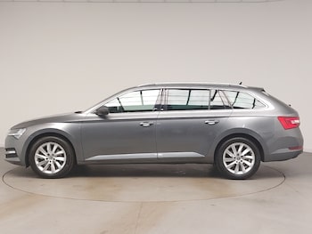 Used Skoda Superb 2023 for sale - 78560430: Photo
