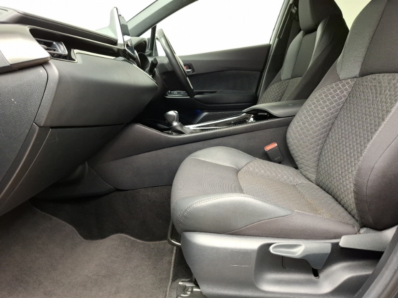 Used Toyota C-HR 2022 for sale - 76321138: Photo 5