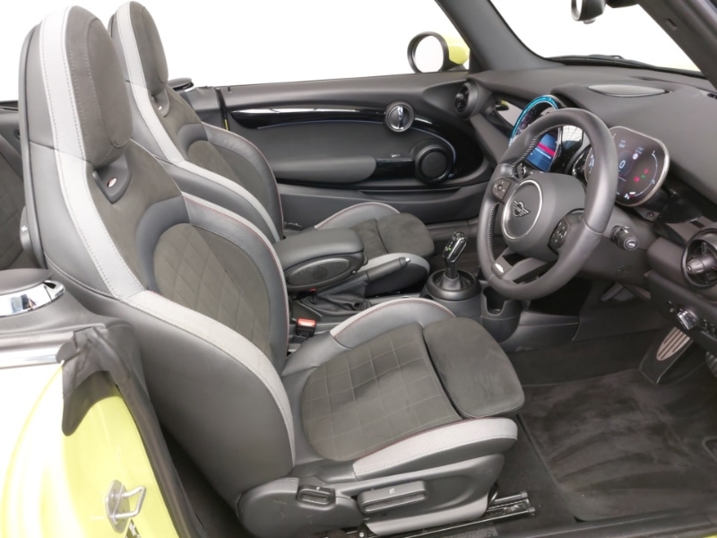 Used MINI Convertible 2023 for sale - 76970974: Photo 6