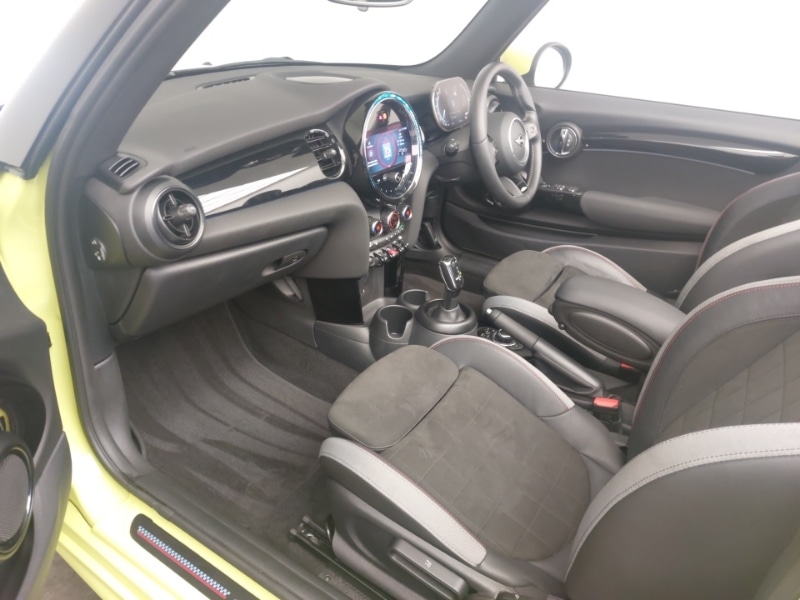 Used MINI Convertible 2023 for sale - 76970974: Photo 7