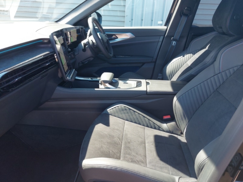 Used Renault Other 2024 for sale - 76103143: Photo 5