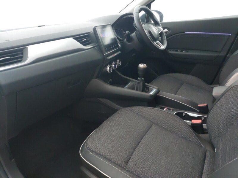 Used Renault Captur 2024 for sale - 77948859: Photo 5