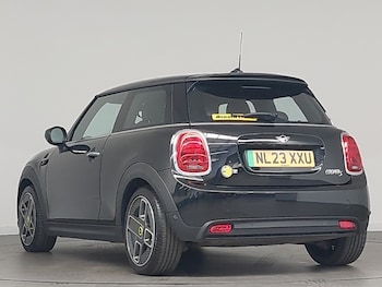 Used MINI Hatch 2023 for sale - 79203992: Photo