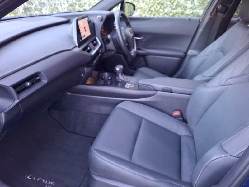 Used Lexus UX 2023 for sale - 77777655: Photo 5