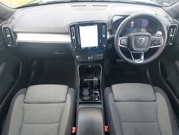 Used Volvo XC40 2023 for sale - 76456502: Photo