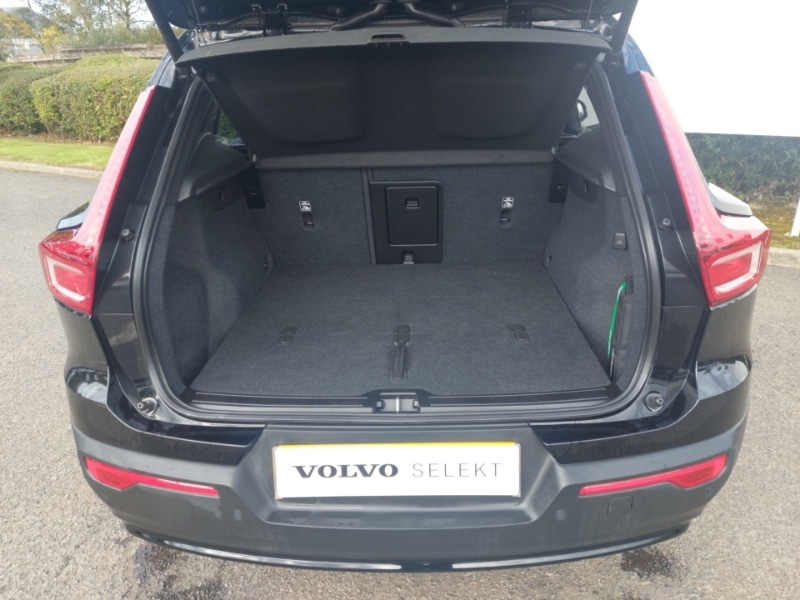 Used Volvo XC40 2023 for sale - 76456502: Photo 8