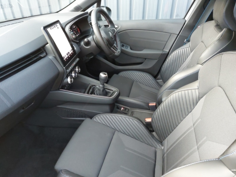 Used Renault Clio 2024 for sale - 76741878: Photo 5