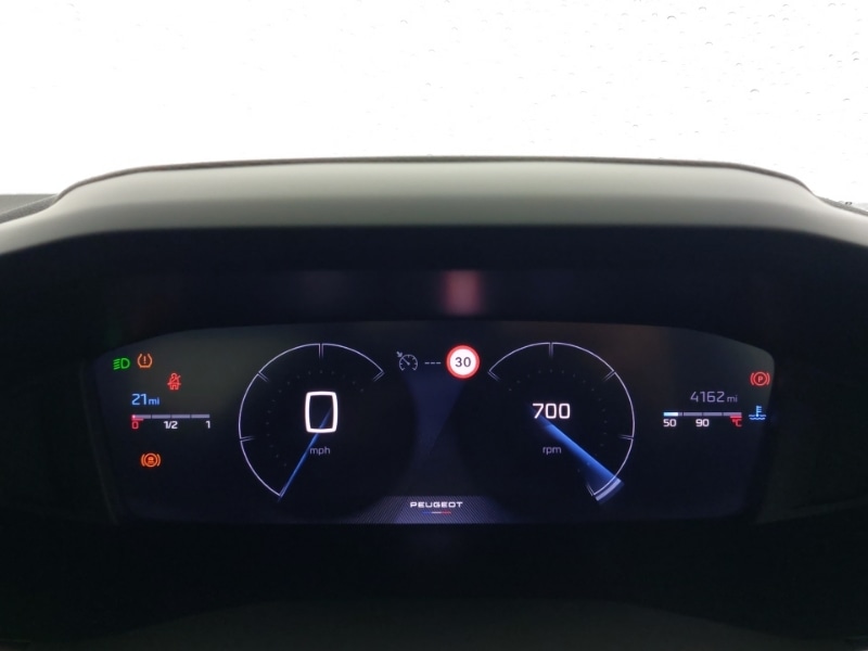 Used Peugeot 2008 2024 for sale - 76506536: Photo 10