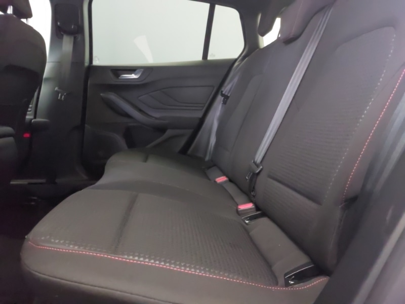 Used Ford Focus 2022 for sale - 77015096: Photo 6