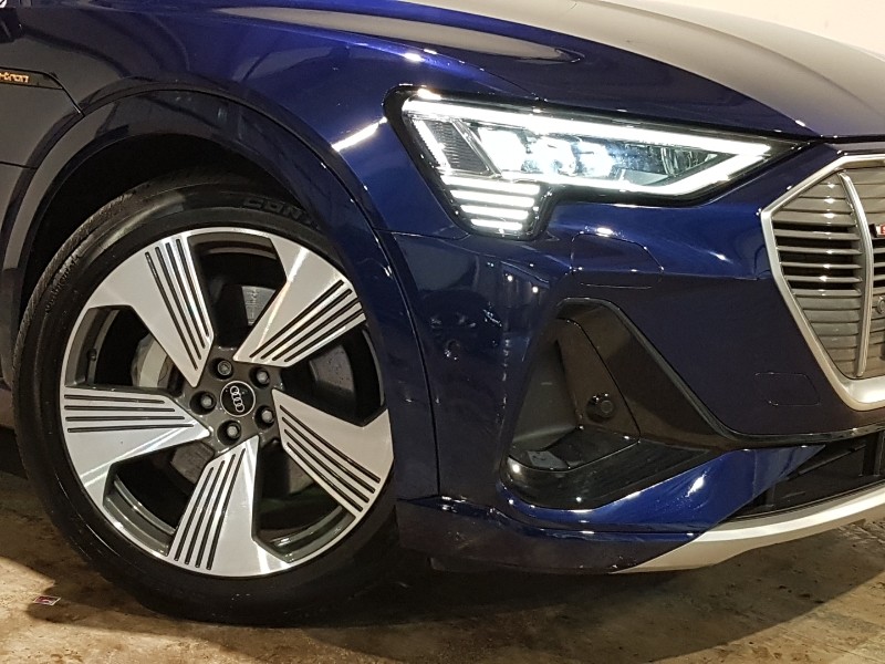 Used Audi e-tron 2022 for sale - 77767824: Photo 9